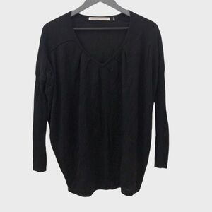 𝅺SUSANA Monaco v neck sweater